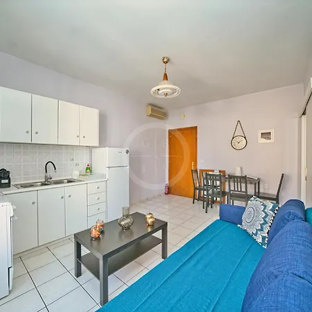 Chloi Apartment *