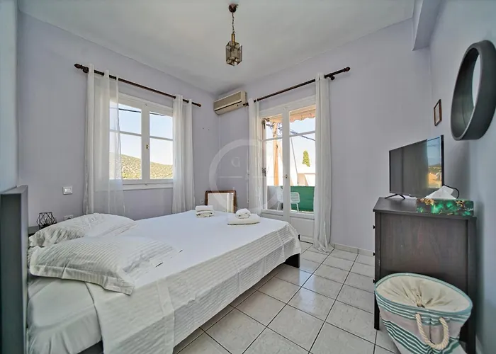 Chloi * 埃尔米奥尼