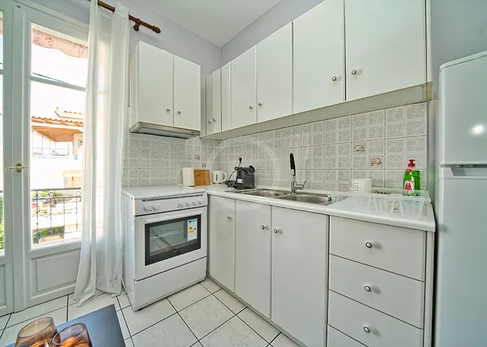 Chloi 公寓 埃尔米奥尼