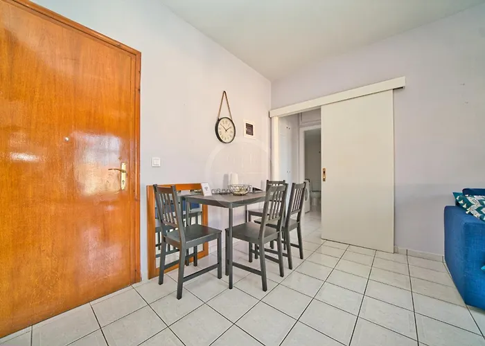 Chloi 公寓 埃尔米奥尼